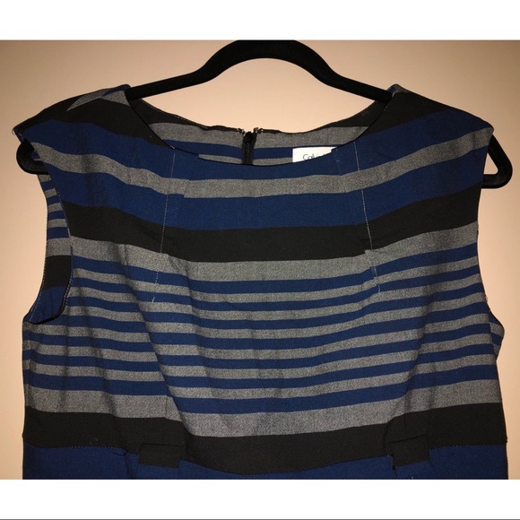 Calvin Klein Midi dress - Picture 2 of 4